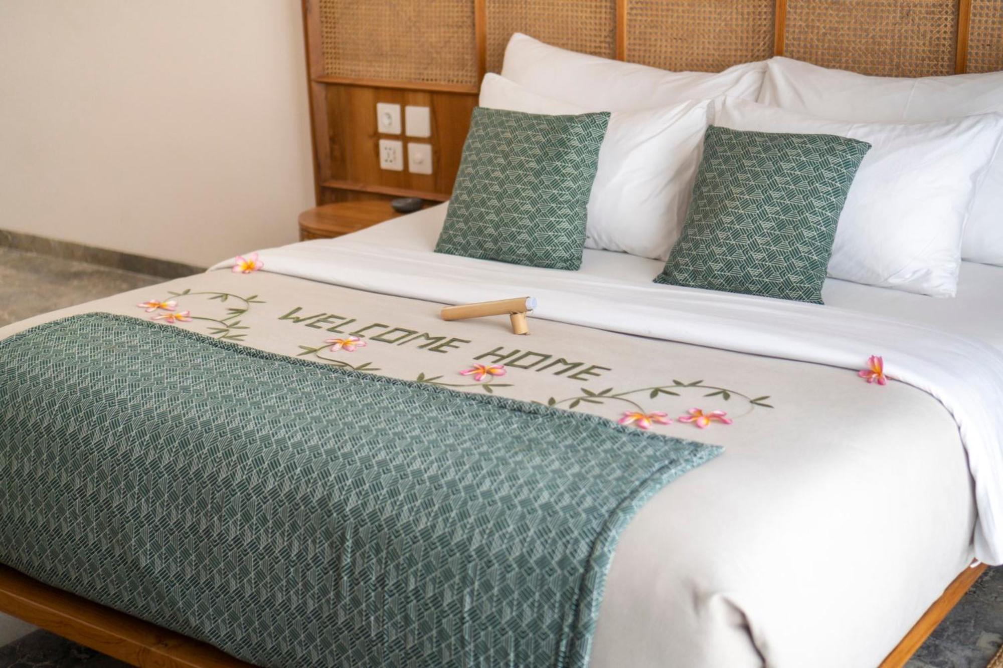 Eight Palms Villa Seminyak By Ini Vie Hospitality Kültér fotó